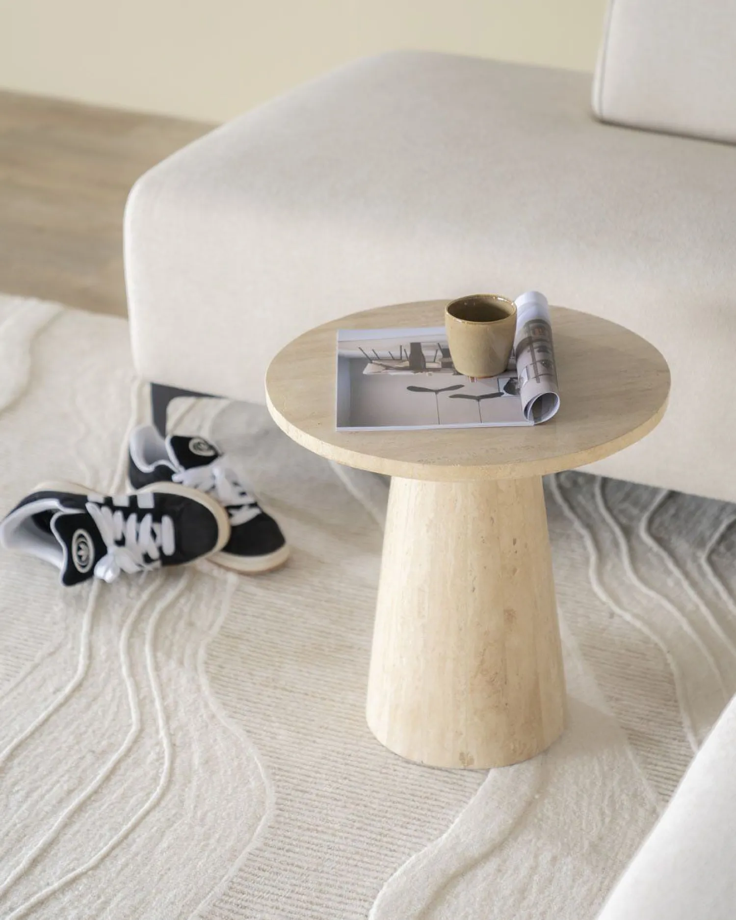 Ronde Bijzettafels-Eleonora Aime Bijzettafel Beige