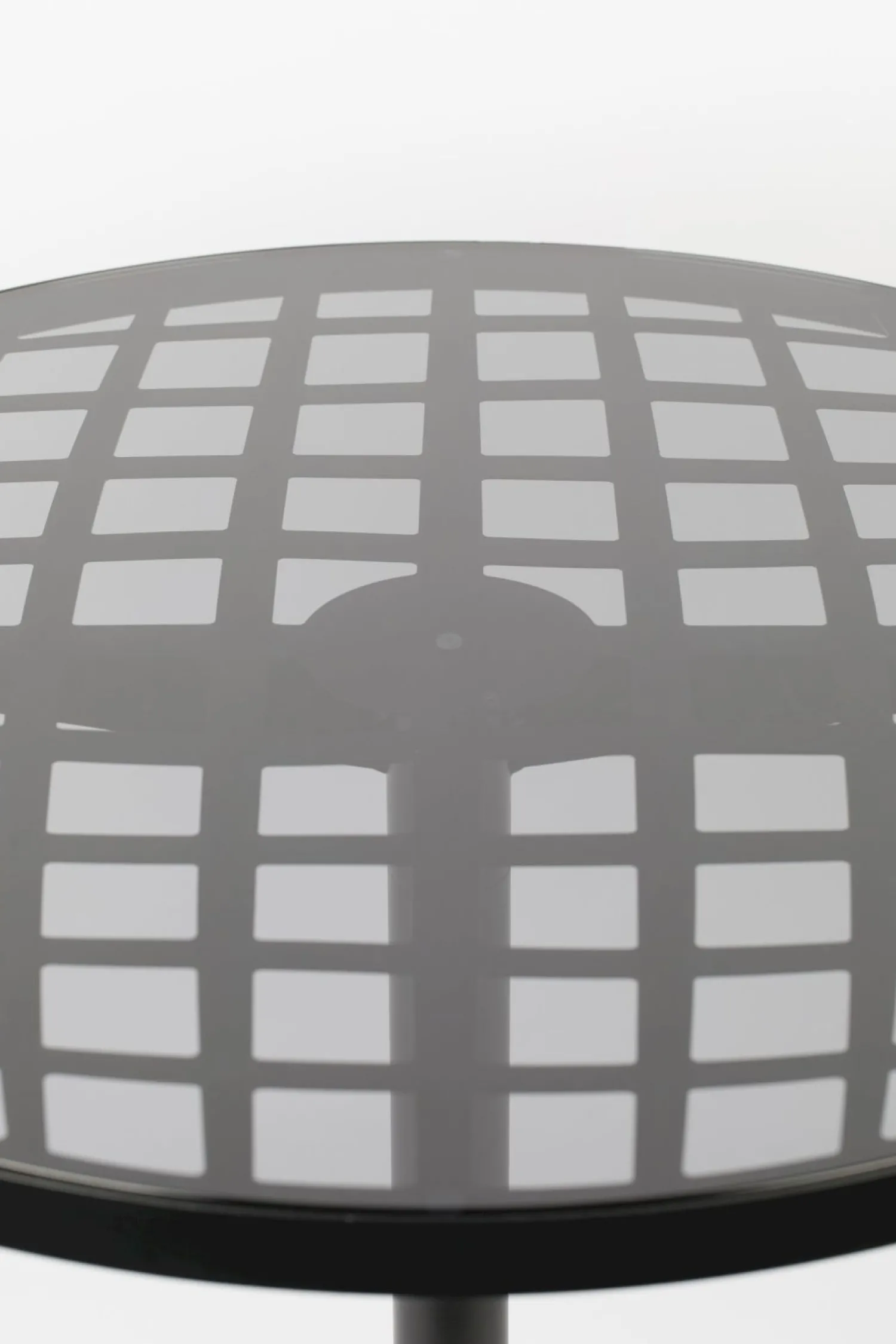 Ronde Bijzettafels-Zuiver Albert Garden Bijzettafel Black