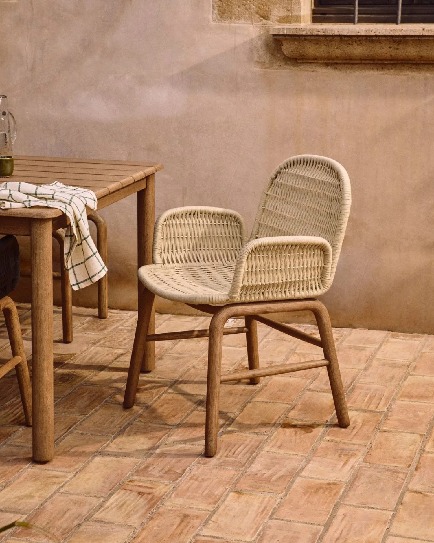 Tuinstoelen-Kave Home Alipa Tuin Armstoel Ecru