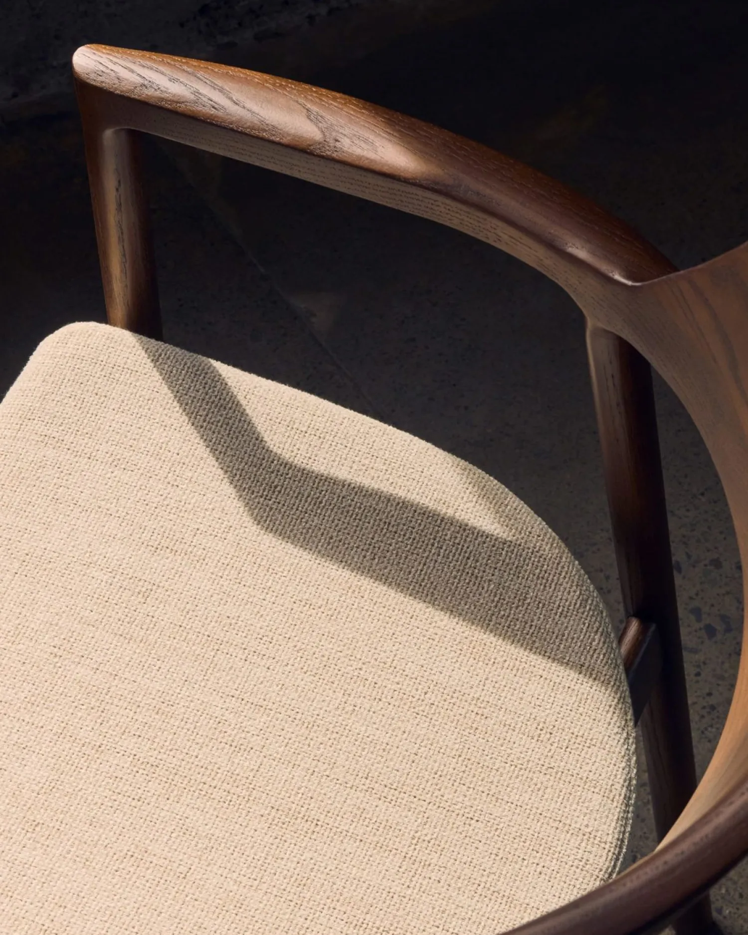 Tuinstoelen|Eetkamerstoelen Met Armleuning-Kave Home Alocs Eetkamerstoel Beige, Walnoot