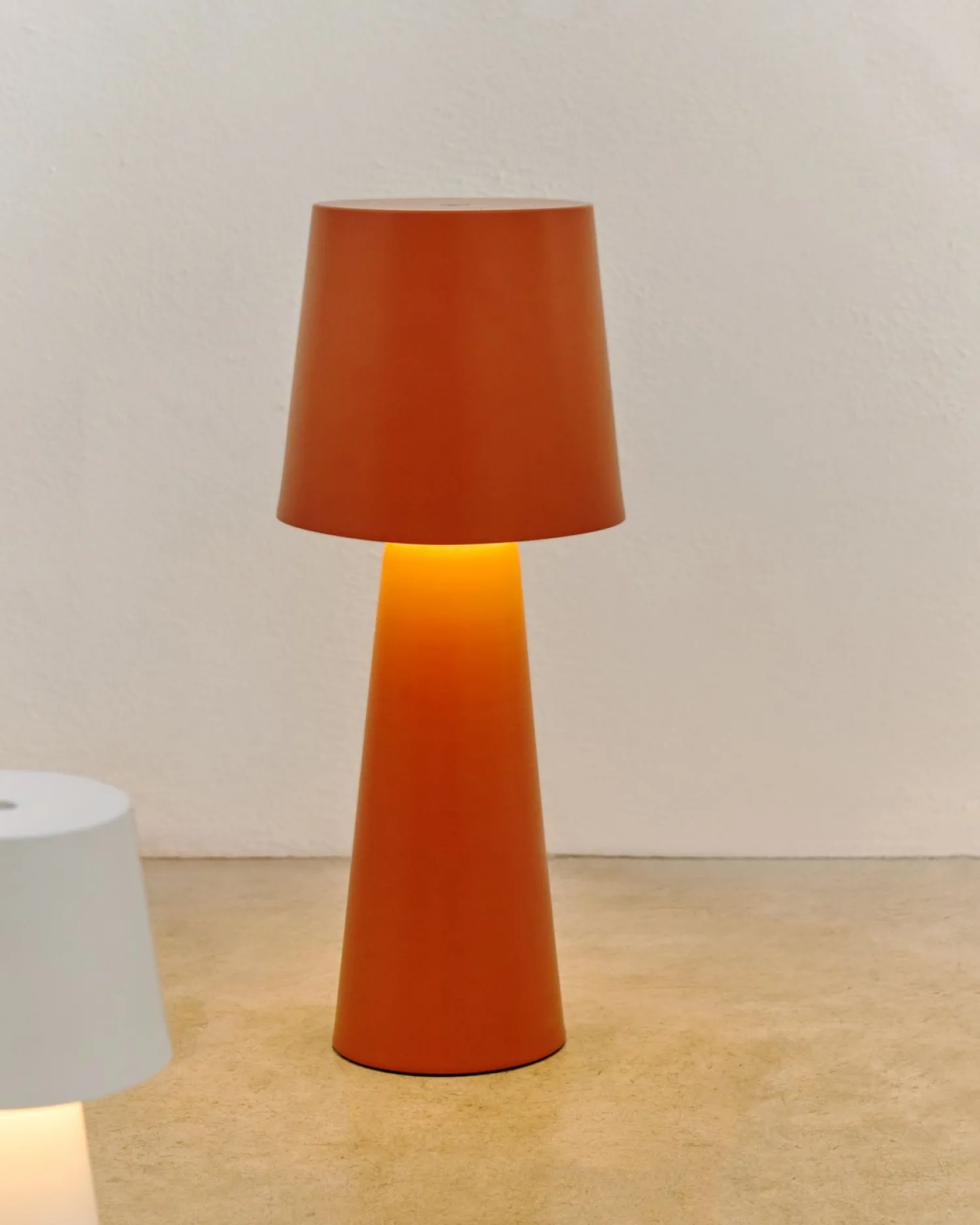 Moderne Tafellampen|Tafellampen-Kave Home Arenys Grote Tafellamp Terracotta