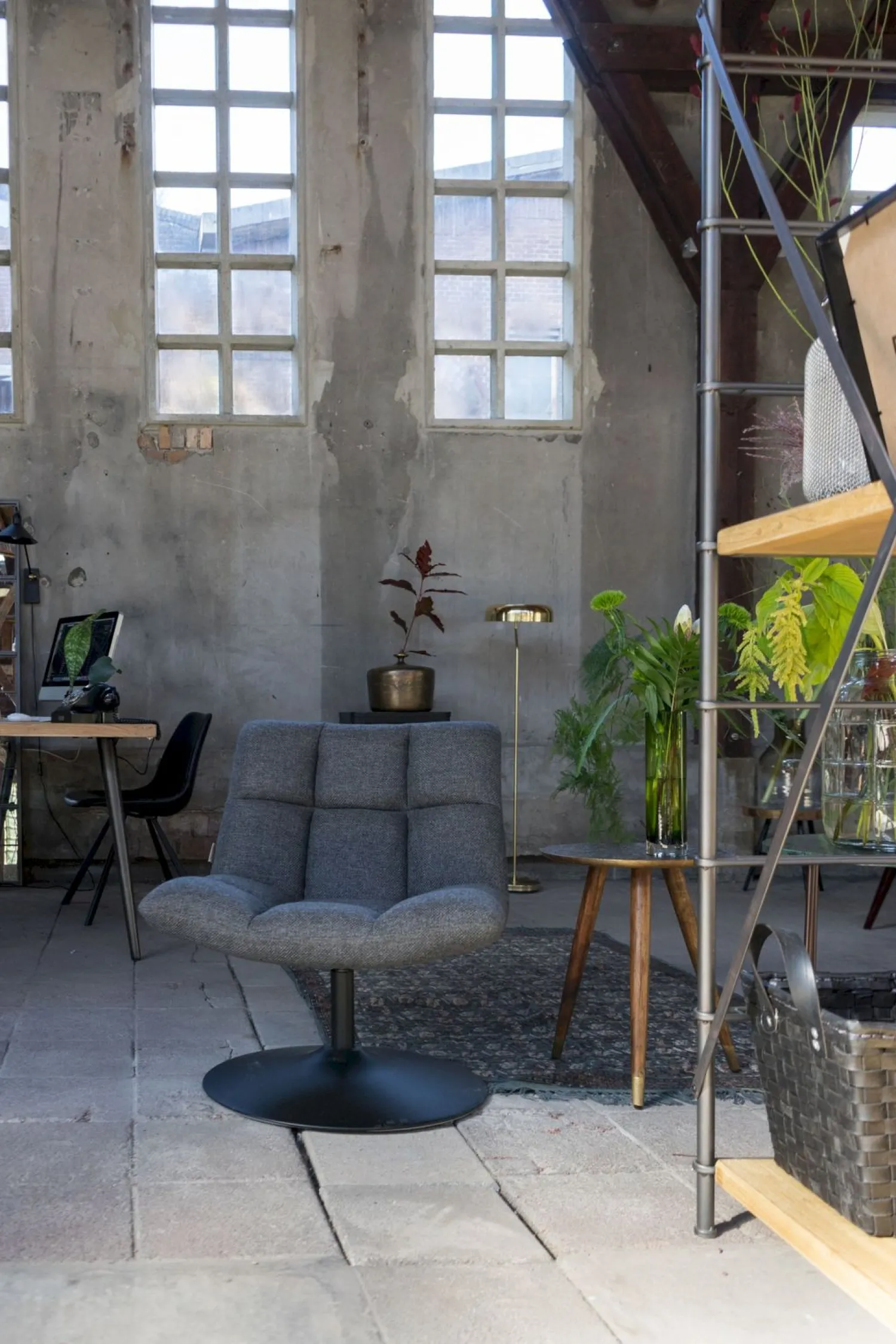 Draaifauteuils-Dutchbone Bar Fauteuil Dark Grey