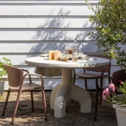 Tuinstoelen-WOOOD Bent Tuinstoel Zalmroze