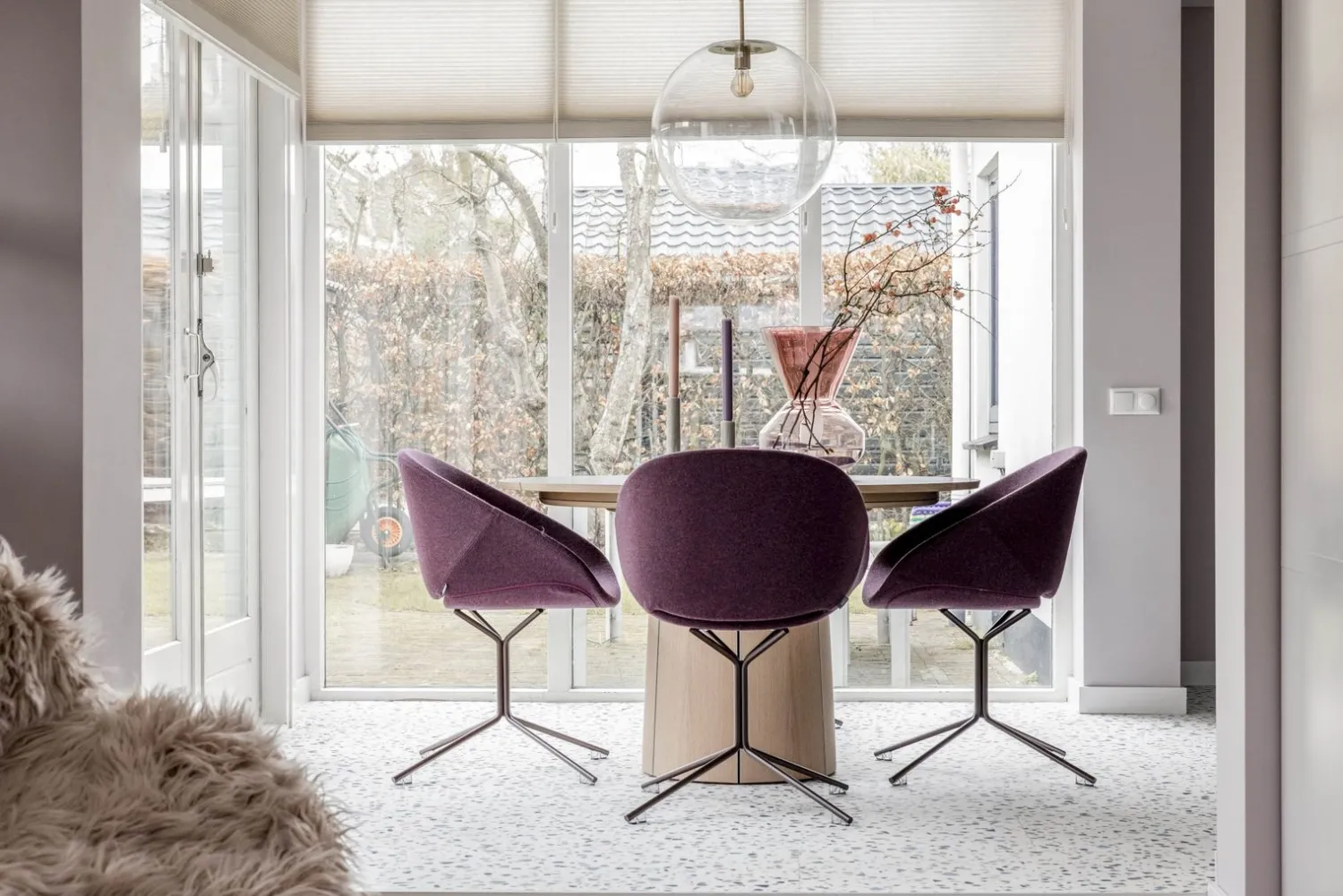 Design Stoelen|Eetkamerstoelen Zonder Armleuning-Artifort Beso Eetkamerstoel Brown