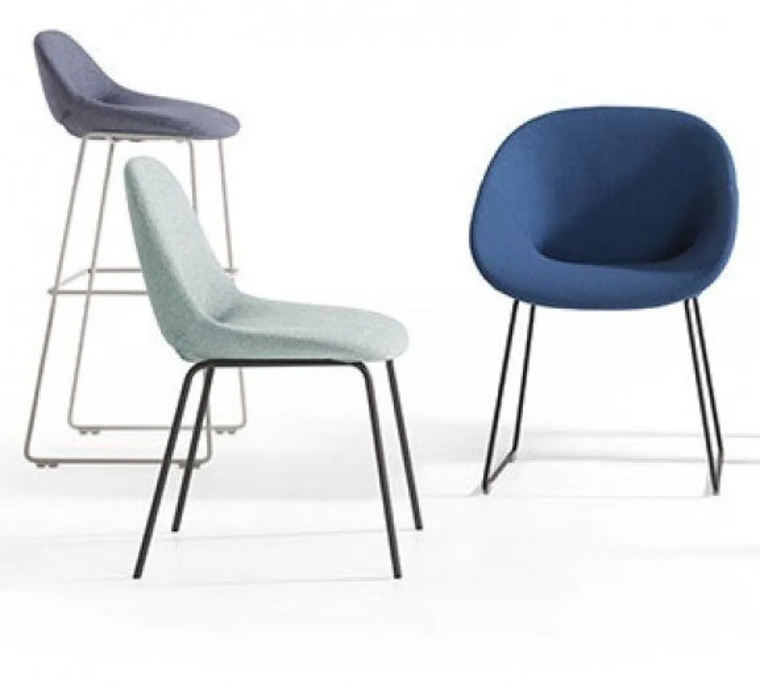 Design Stoelen|Kuipstoelen-Artifort Beso Eetkamerstoel Blauw