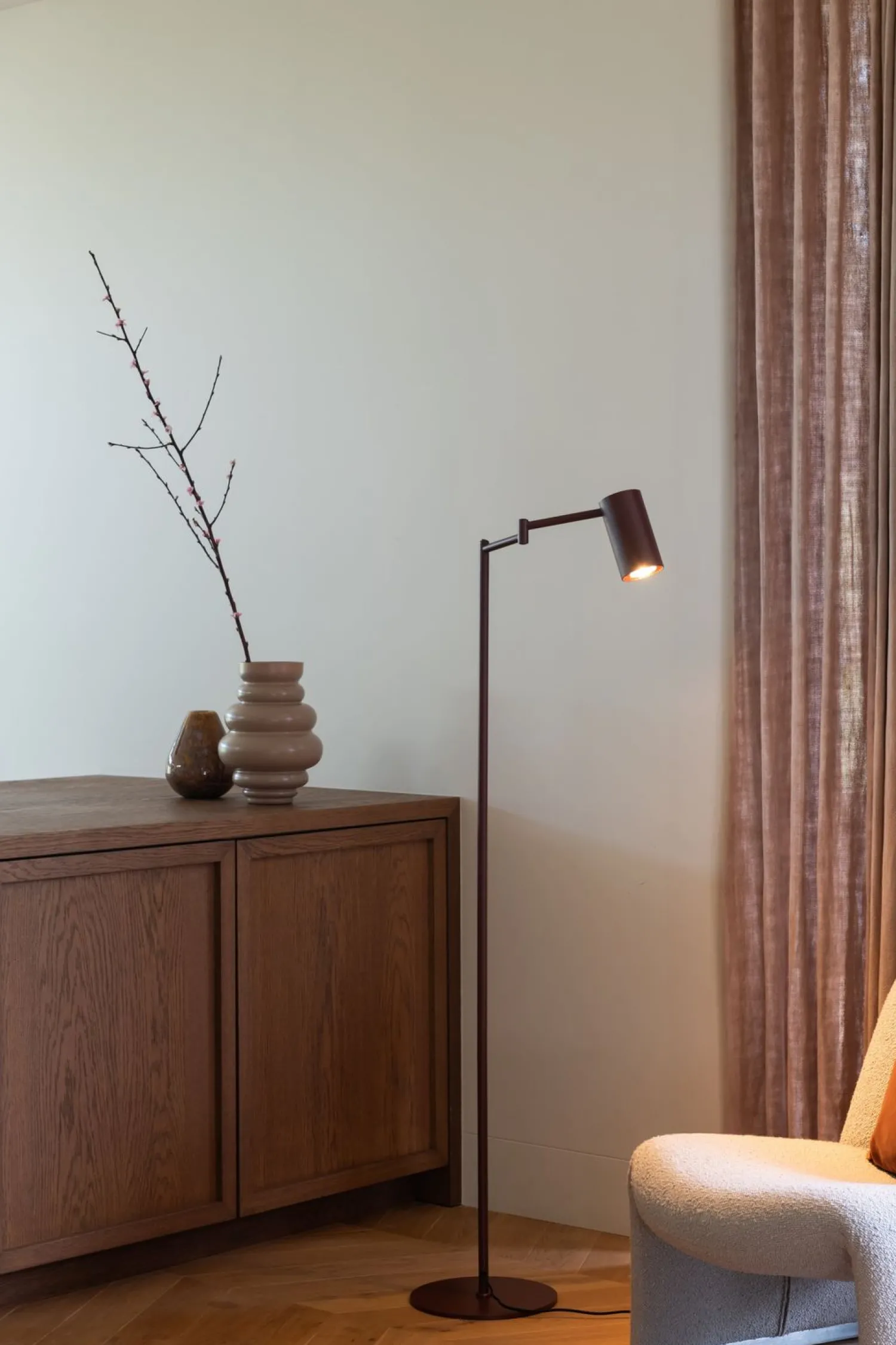 Vloerlampen|Vloerlampen-It's about RoMi Bilbao Vloerlamp Burgundy
