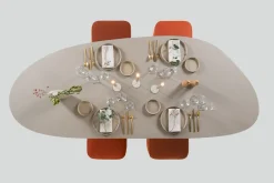 Houten Eettafels|Organische Eettafels-Studio HENK Blob New Classic Eettafel Natural Light