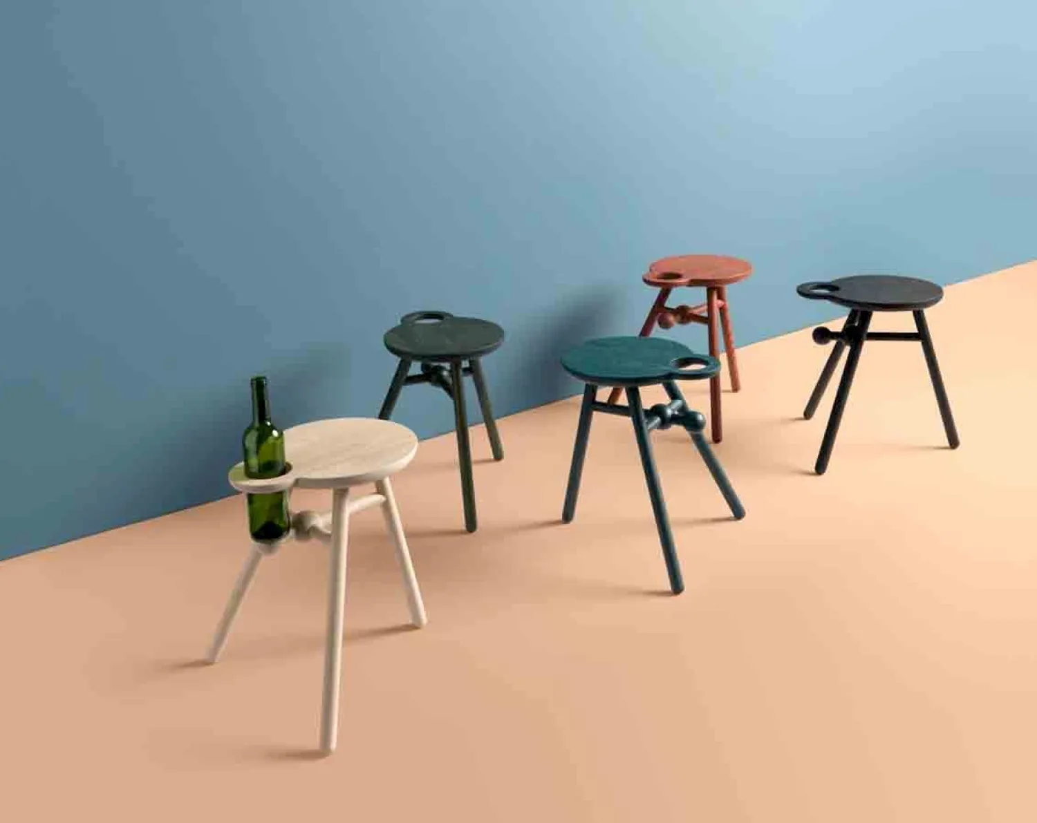 Houten Bijzettafels|Ronde Bijzettafels-Pode Bottle Stool Bijzettafel zwart