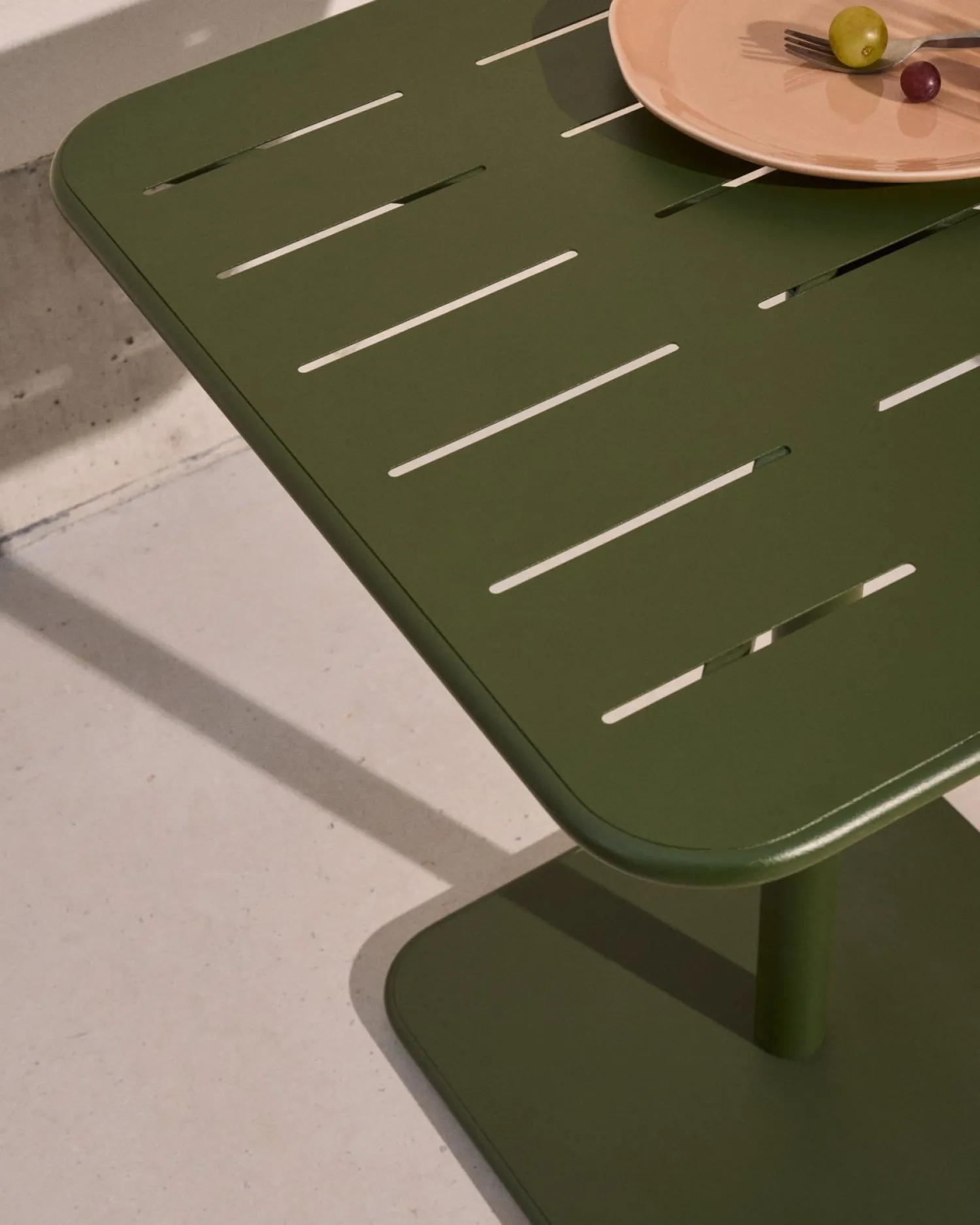 Tuintafels-Kave Home Brai Outdoor Bistrotafel Groen