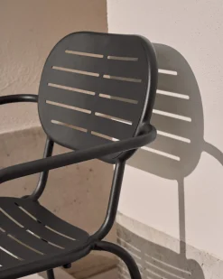 Tuinstoelen-Kave Home Brai Tuin Armstoel Donkergrijs