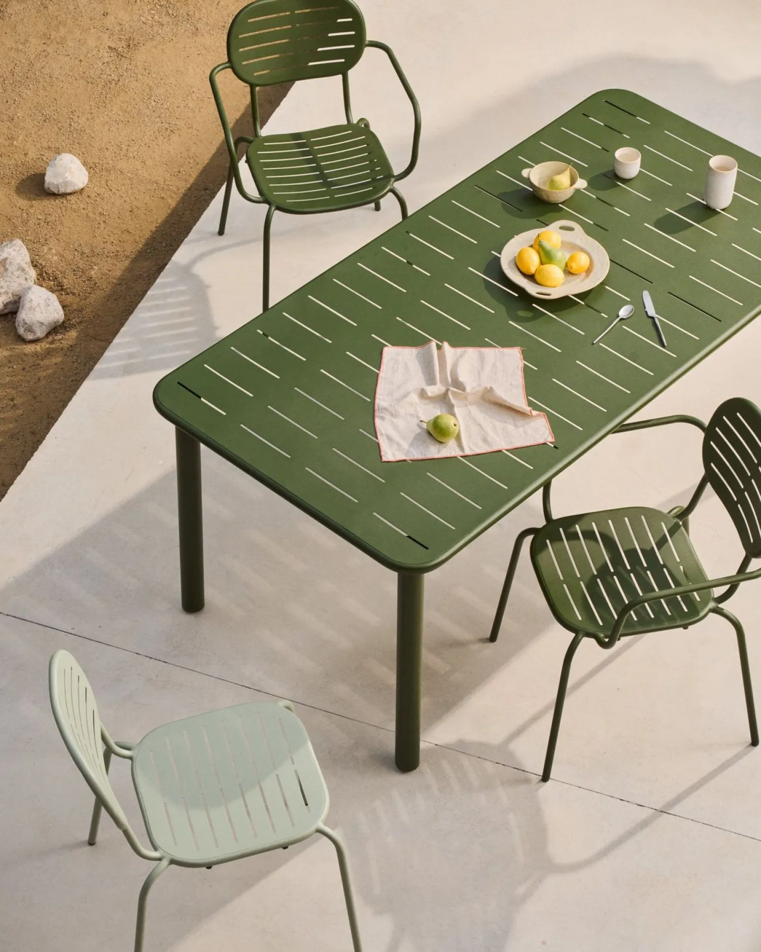Tuintafels-Kave Home Brai Tuintafel Donkergroen