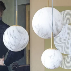 Moderne Hanglampen|Moderne Hanglampen-It's about RoMi Carrara Bol Hanglamp White marble, Gold