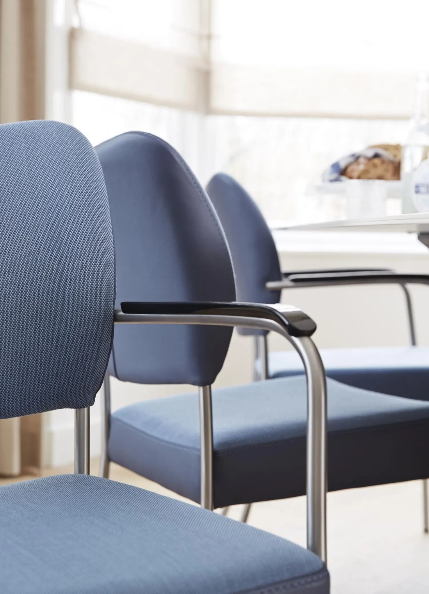 Design Stoelen|Eetkamerstoelen Met Armleuning-Bert Plantagie Chacha Armstoel Naturel
