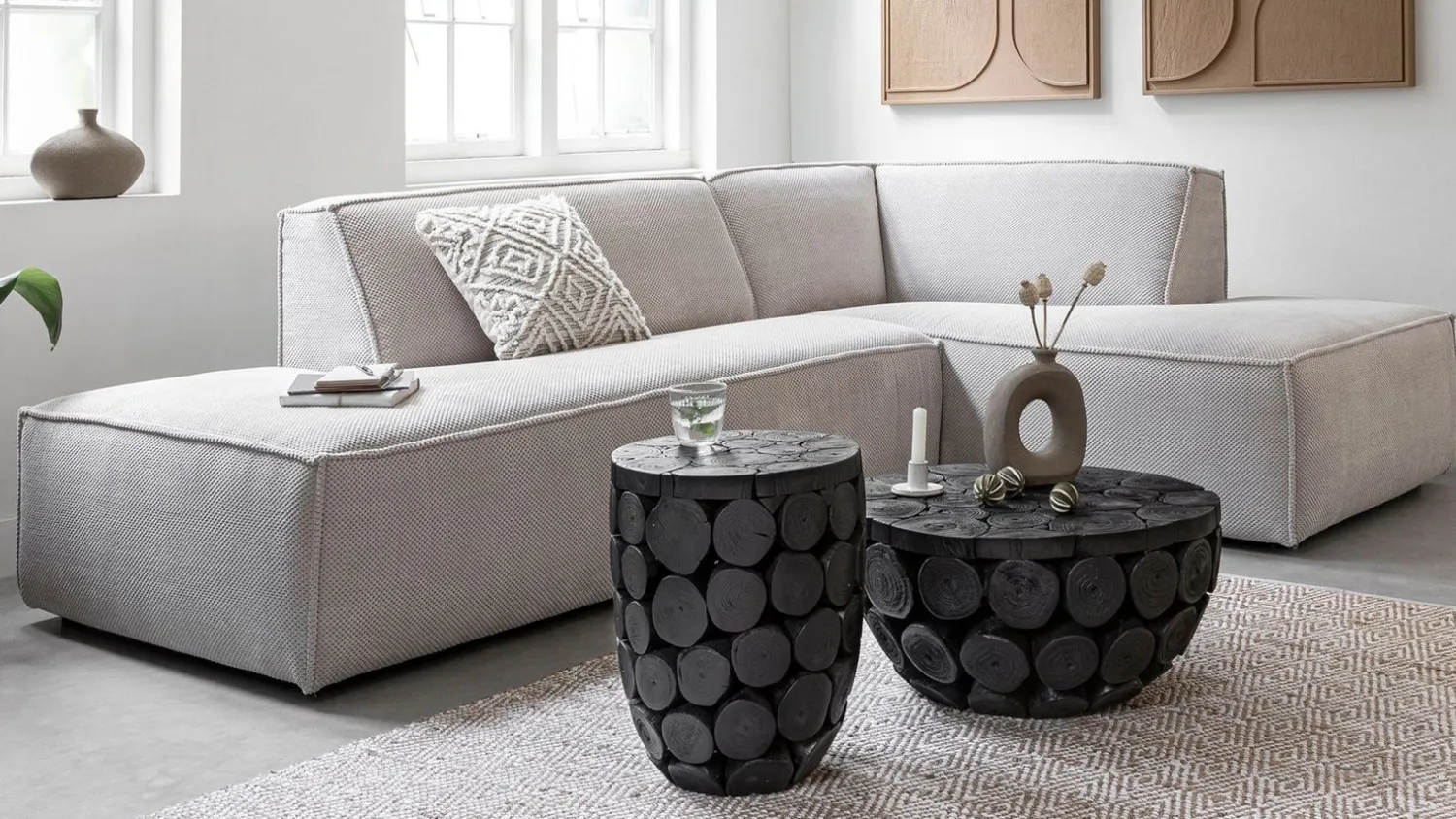 Houten Bijzettafels|Ronde Bijzettafels-MUST Living Cone Bijzettafel Zwart