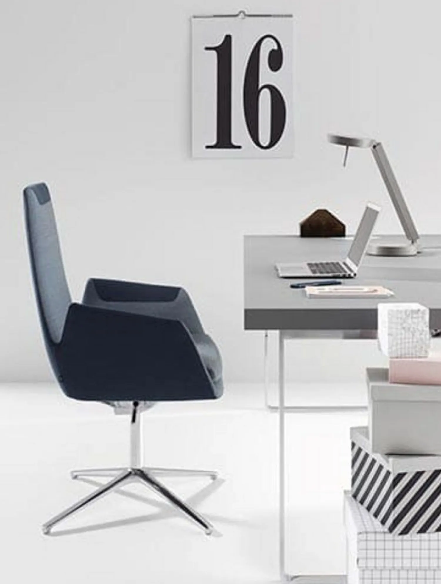 Design Stoelen-COR dia Draaistoel Groen