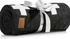 Sierkussens & Plaids-COCO maison Cross Plaid zwart