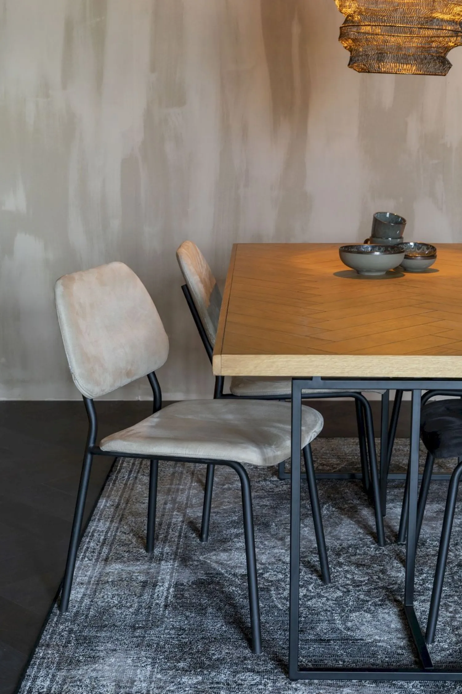 Eetkamerstoelen Zonder Armleuning-Dutchbone Darby Eetkamerstoel Beige