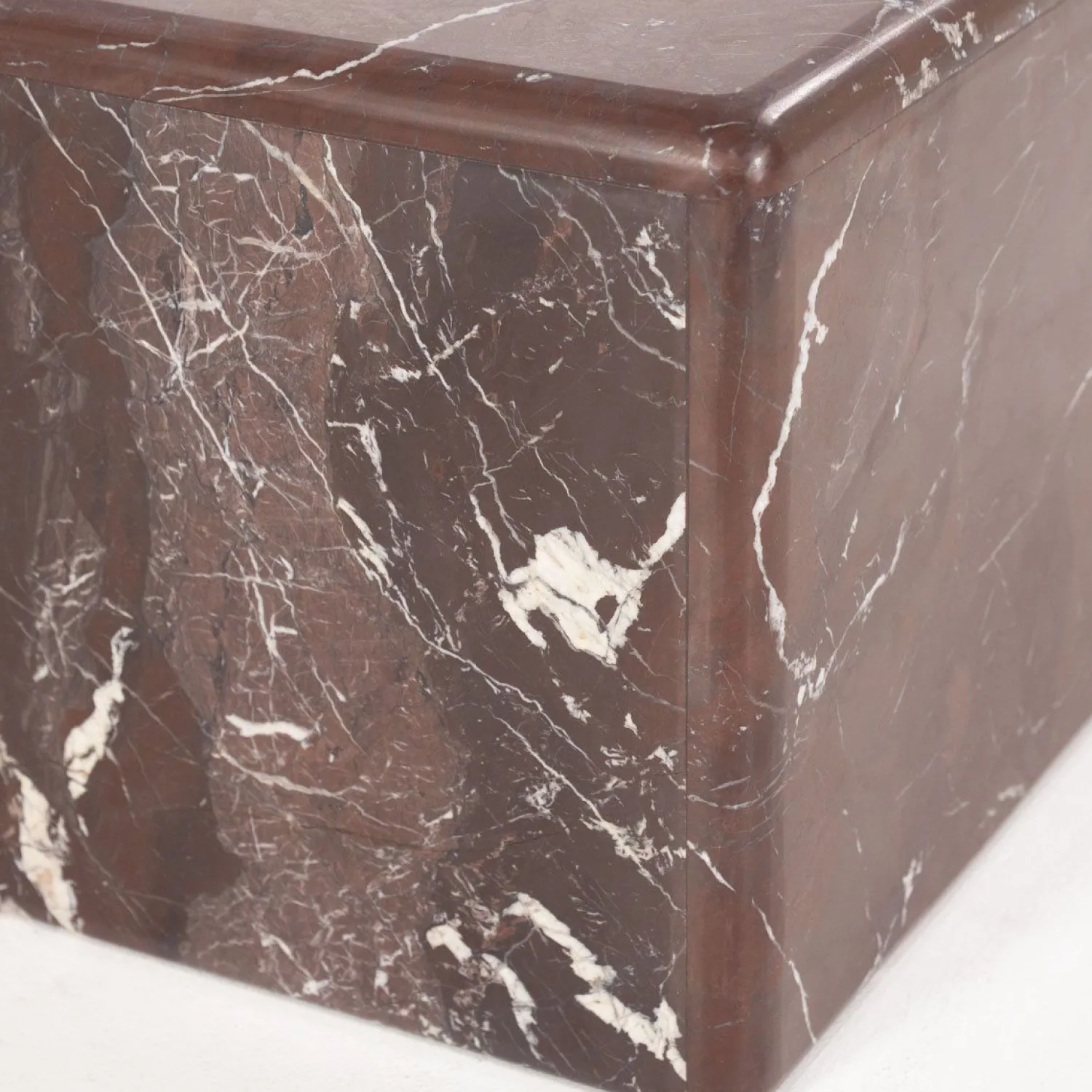 Marmeren Salontafels|Vierkante Salontafels-By Boo Dice Salontafel Red