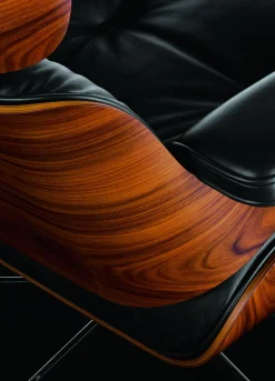 Leren Fauteuils|Draaifauteuils-Vitra Eames Lounge Chair & Hocker Zwart