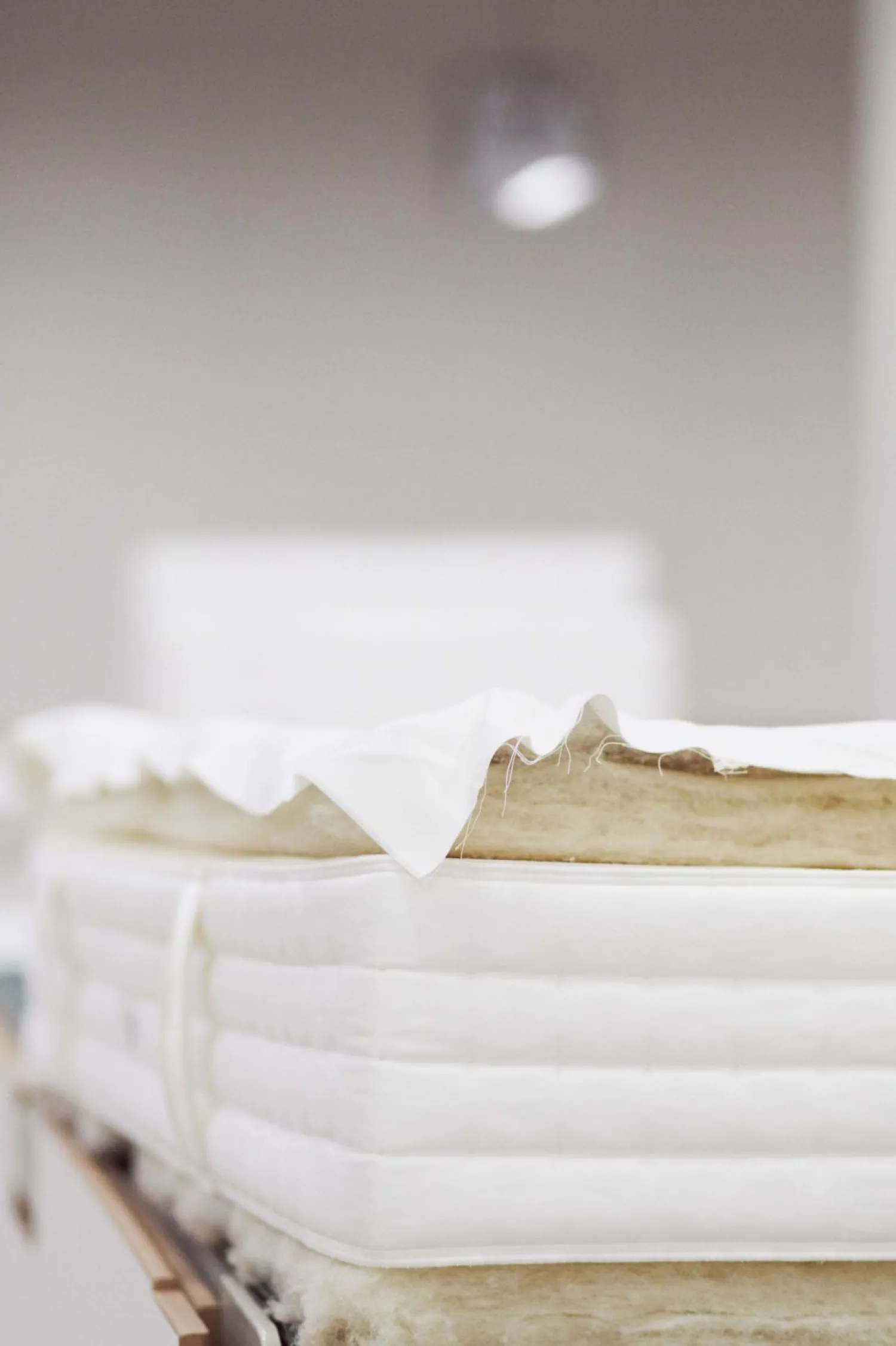 Koudschuim Matrassen|Pocketvering Matrassen-Schramm Emotion Luxe Matras Wit