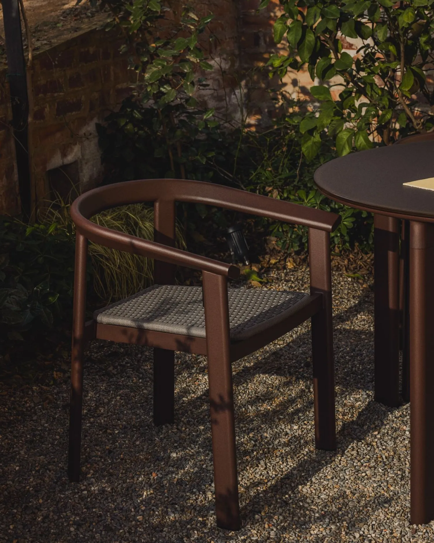 Tuinstoelen-Kave Home Erice Tuinstoel Bruin