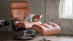 Leren Fauteuils|Relaxfauteuils-Stressless Erik M Relaxfauteuil + Hocker Cognac