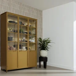 Vitrinekasten-WOOOD Exhibit 3-deurs Vitrinekast Honey Yellow