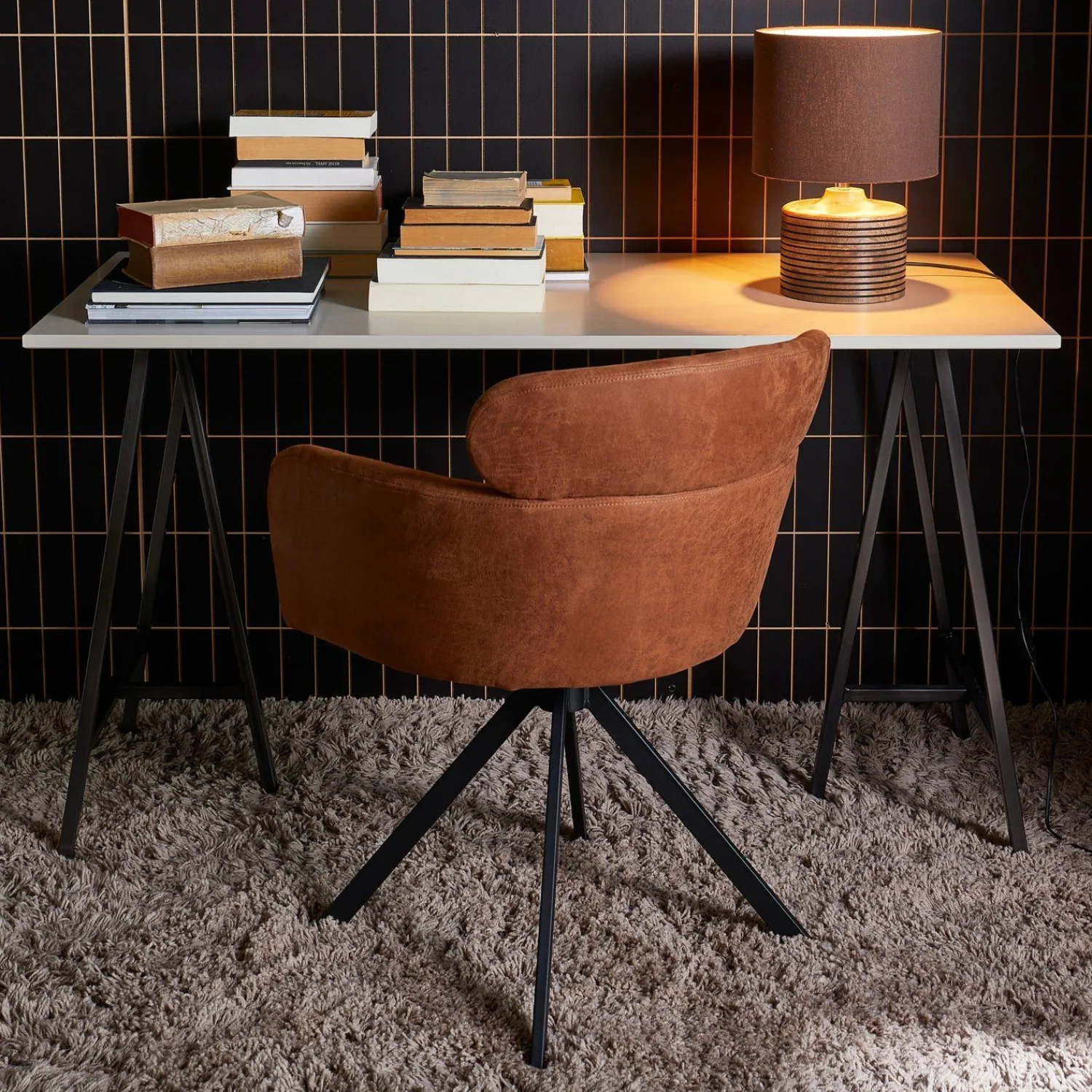 Eetkamerstoelen Met Armleuning-WOOOD Fenne Eetkamerstoel Cognac