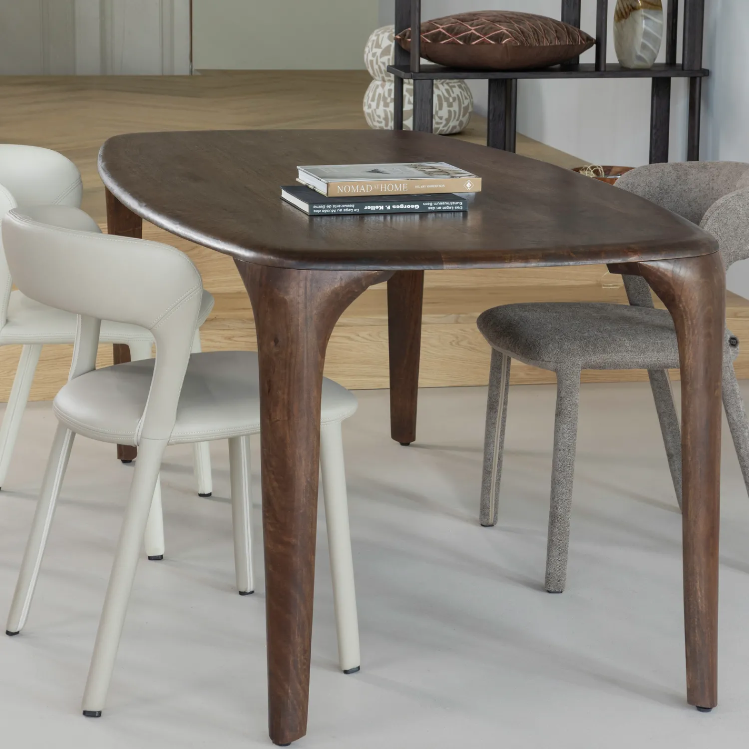 Houten Eettafels-WOOOD Fiore Eettafel Donkerbruin