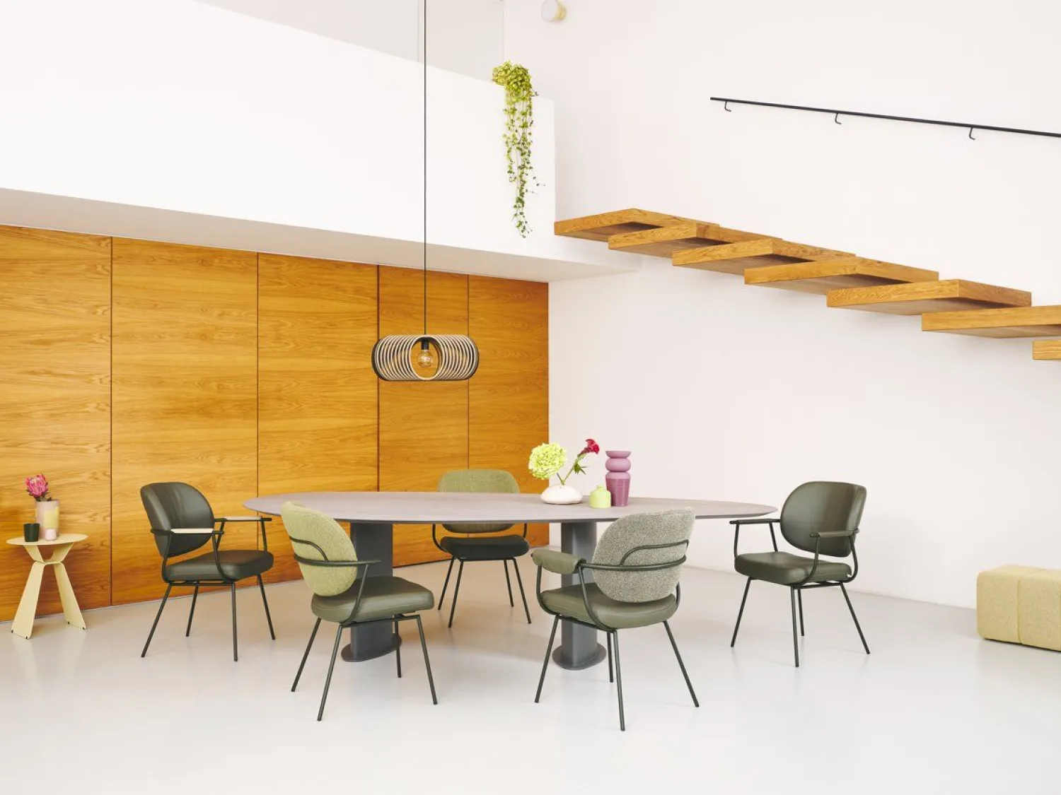 Design Stoelen|Eetkamerstoelen Zonder Armleuning-Bert Plantagie Flip Eetkamerstoel Groen