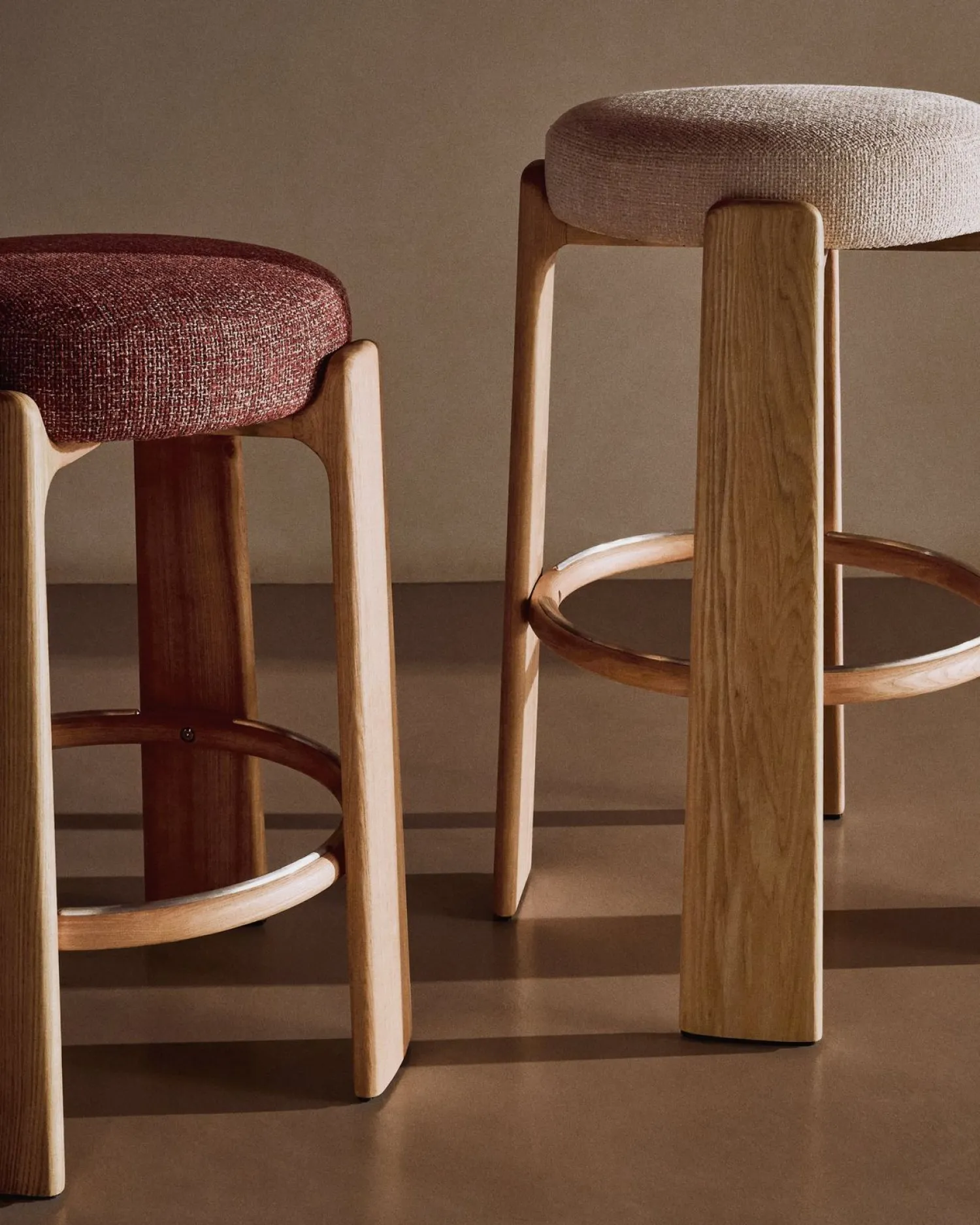 Poefjes & Krukjes-Kave Home Granite Kruk Beige