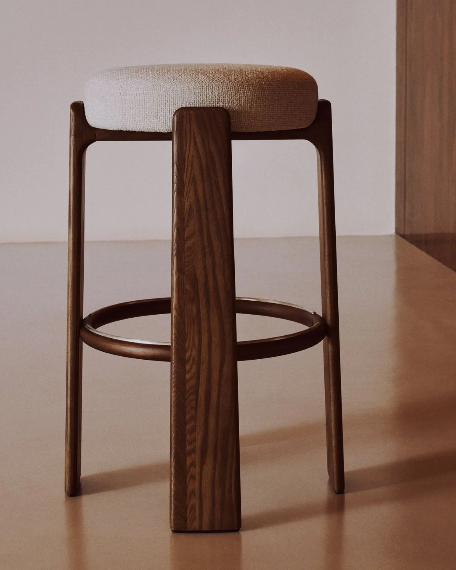 Poefjes & Krukjes-Kave Home Granite Kruk Beige