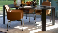 Design Stoelen|Eetkamerstoelen Met Armleuning-Leolux Gyon Eetkamerstoel