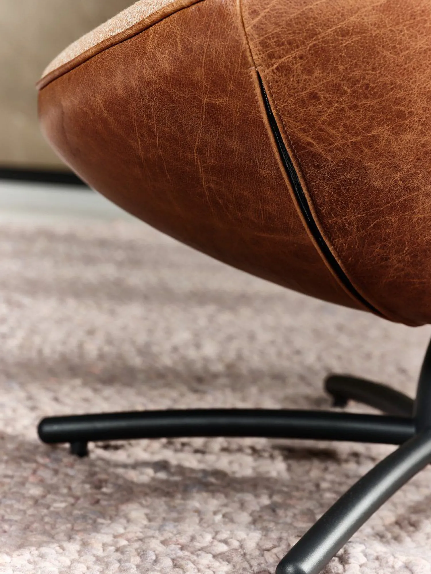 Ronde Fauteuils|Draaifauteuils-LABEL Vandenberg Hidde Soft Fauteuil Bruin