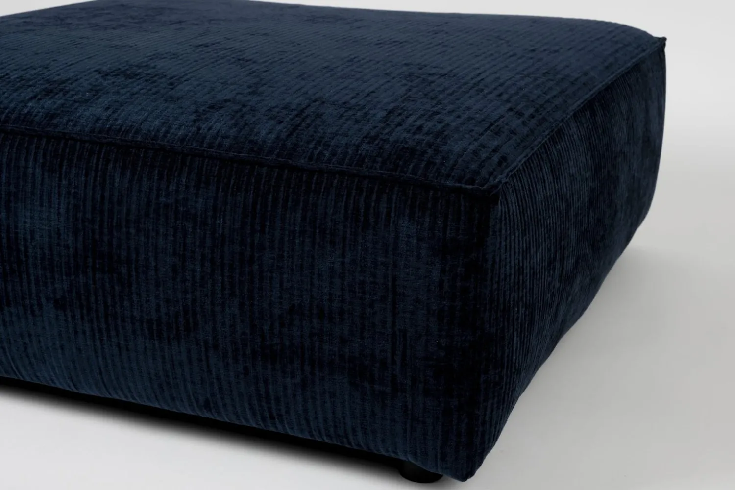 Elementenbanken-Zuiver Hunter Poef Navy
