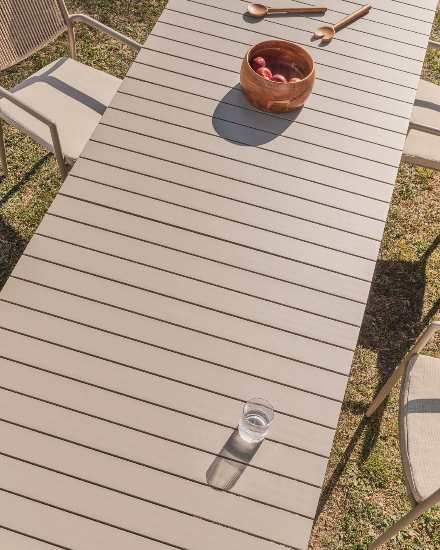 Tuintafels-Kave Home Izola Uitschuifbare Tuintafel Beige