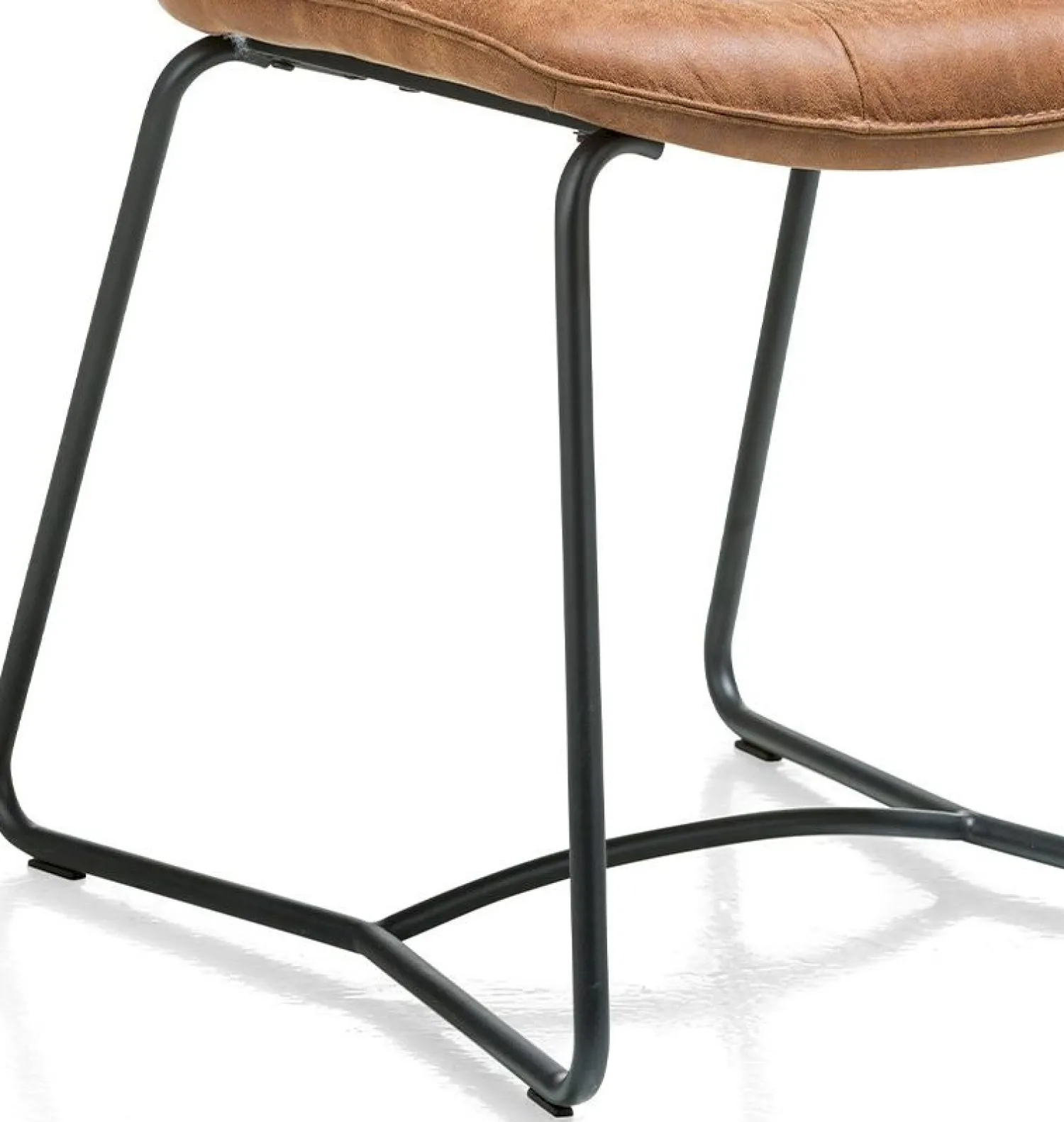 Eetkamerstoelen Zonder Armleuning|Eetkamerstoelen Met Armleuning-Henders en Hazel Julien Eetkamerstoel Cognac