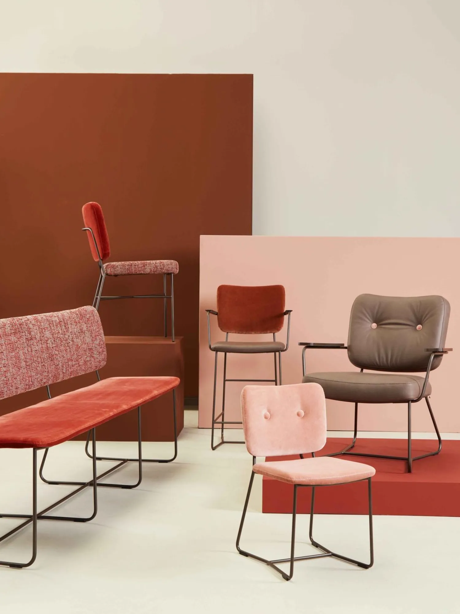 Design Eetkamerbanken-Bert Plantagie Kiko Eetkamerbank Bordeaux