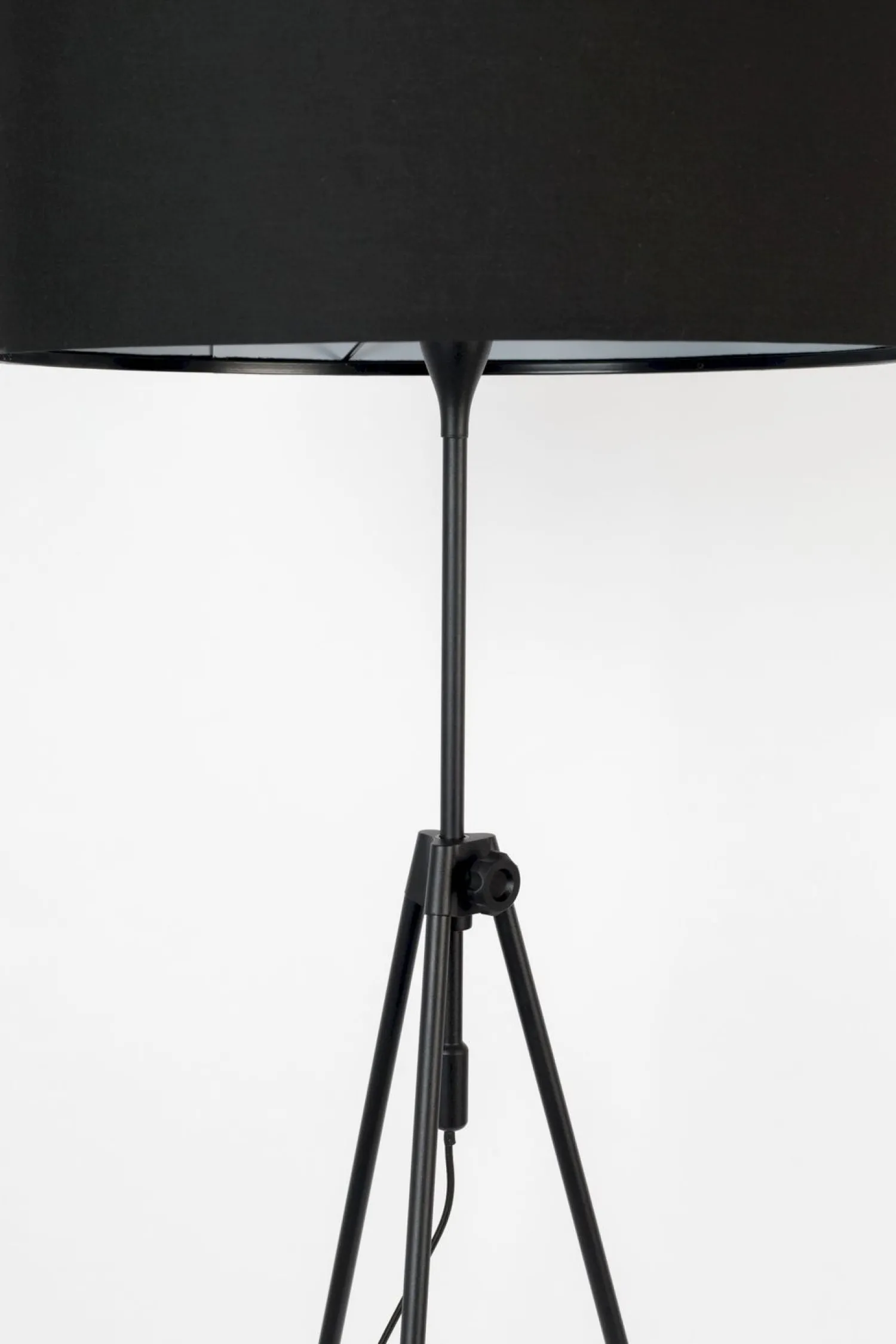 Industriële Vloerlampen|Vloerlampen-Zuiver Lesley Vloerlamp Black