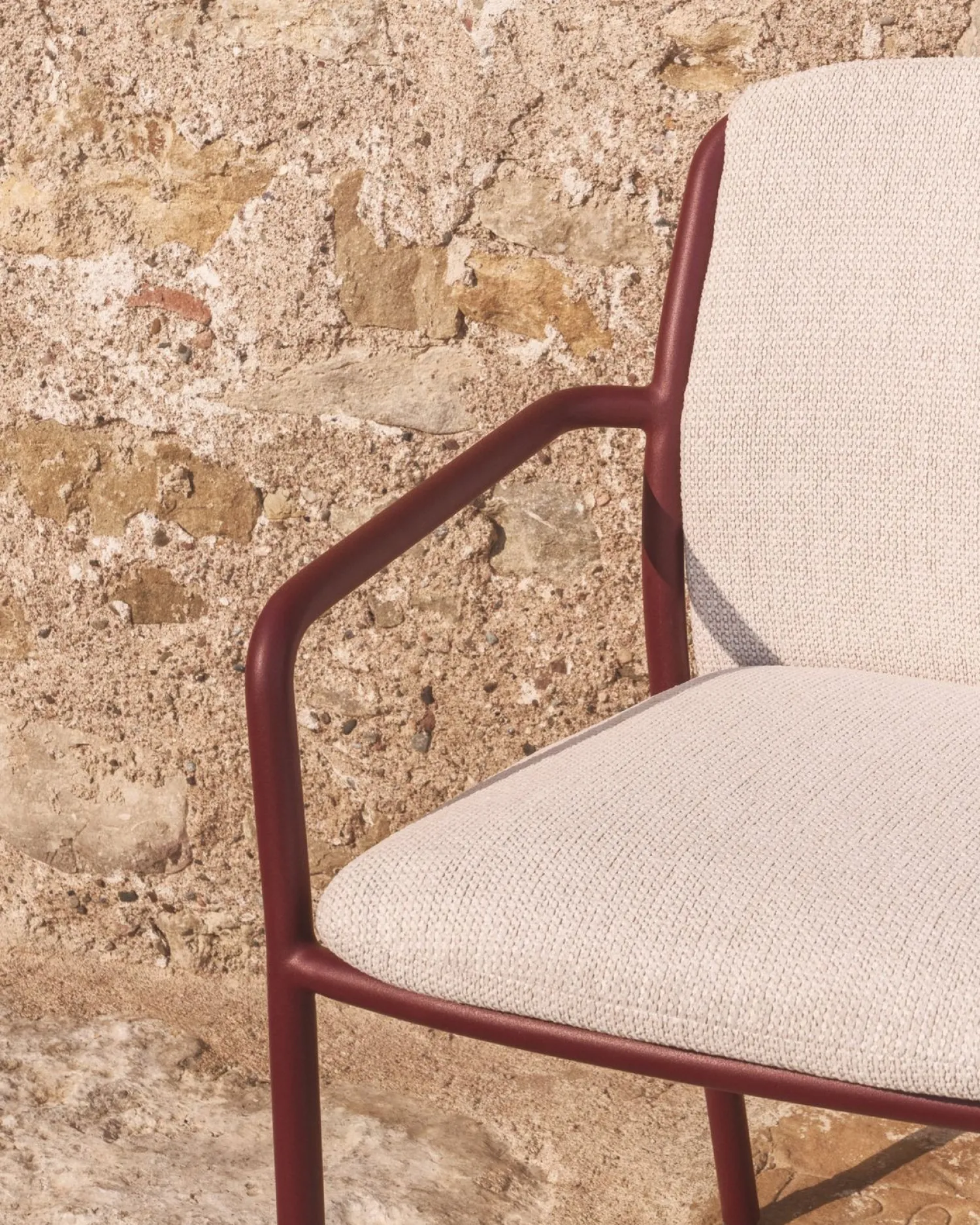 Tuinstoelen-Kave Home Linosa Tuinstoel Donkerrood, Beige
