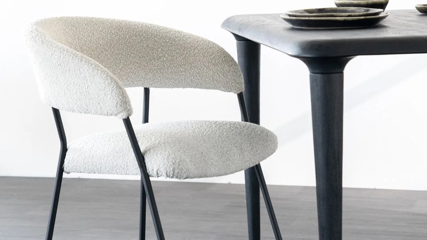 Eetkamerstoelen Met Armleuning-Eleonora Luka Eetkamerstoel Beige