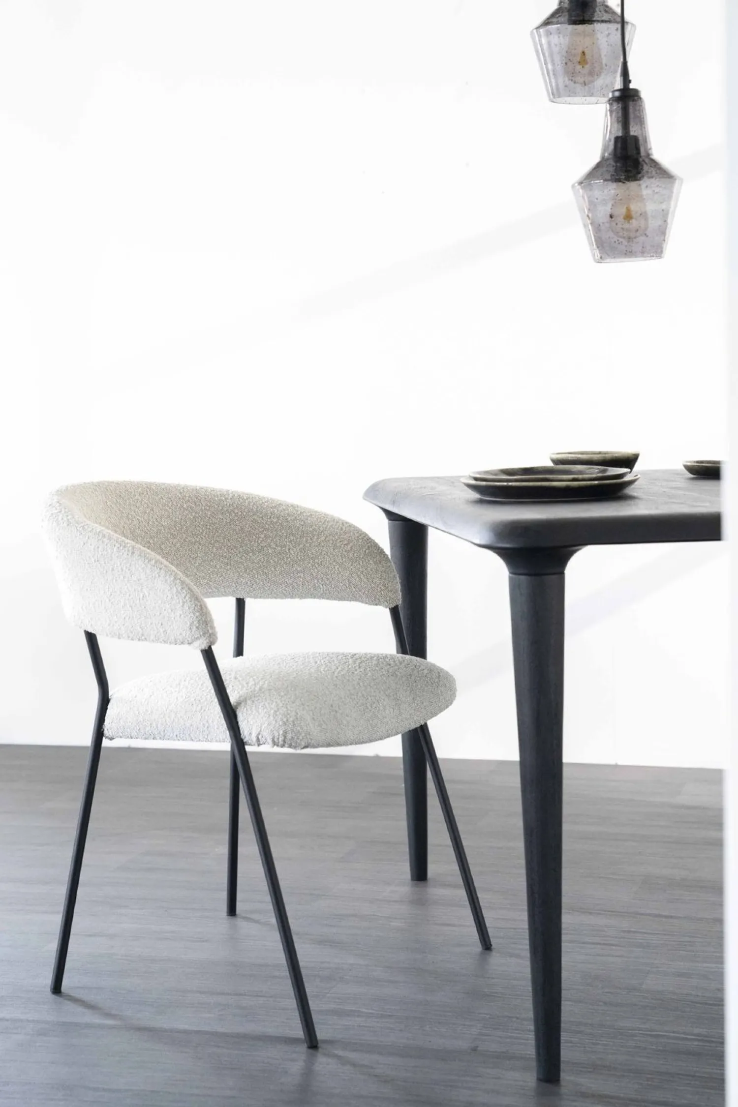 Eetkamerstoelen Met Armleuning-Eleonora Luka Eetkamerstoel Beige