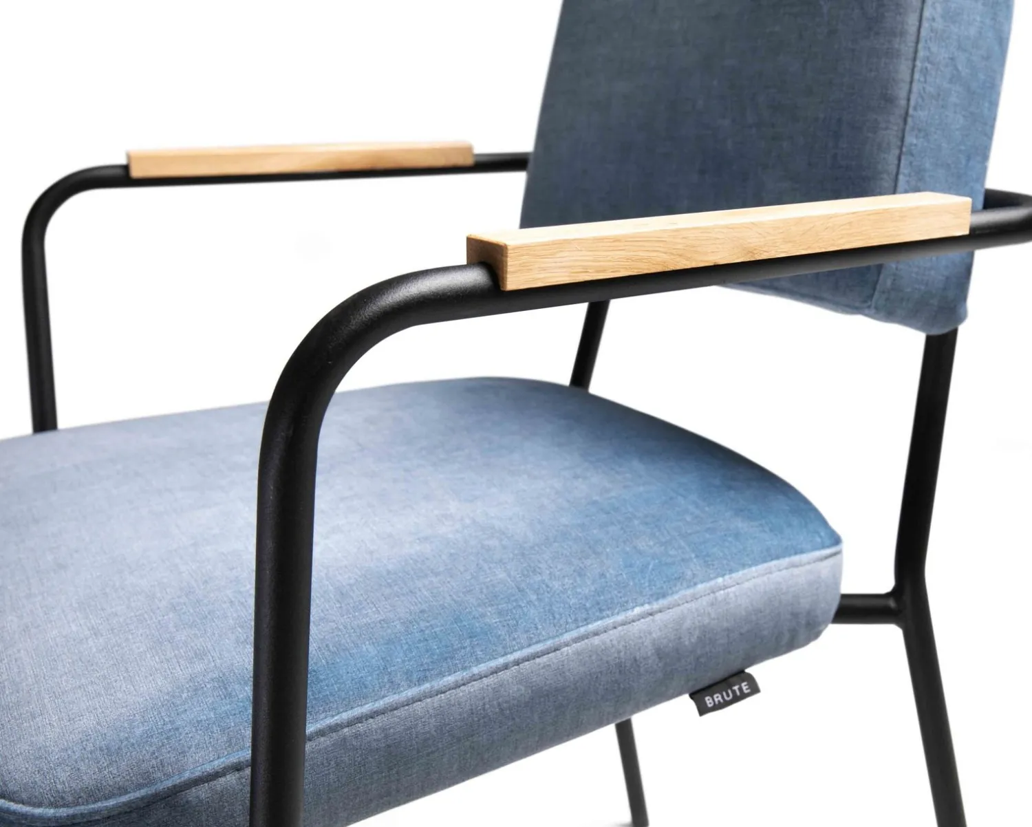 Eetkamerstoelen Met Armleuning-Eijerkamp Collectie Luke Armstoel Blauw