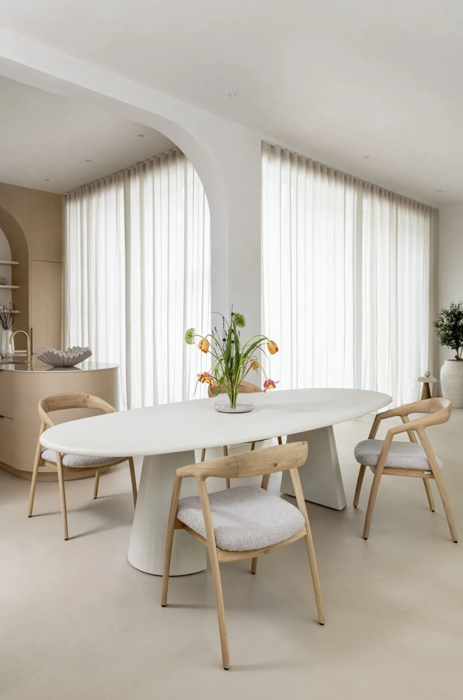 Houten Eettafels|Ovale Eettafels-XOOON Lund Cone Nebbia Eettafel Stone Skin