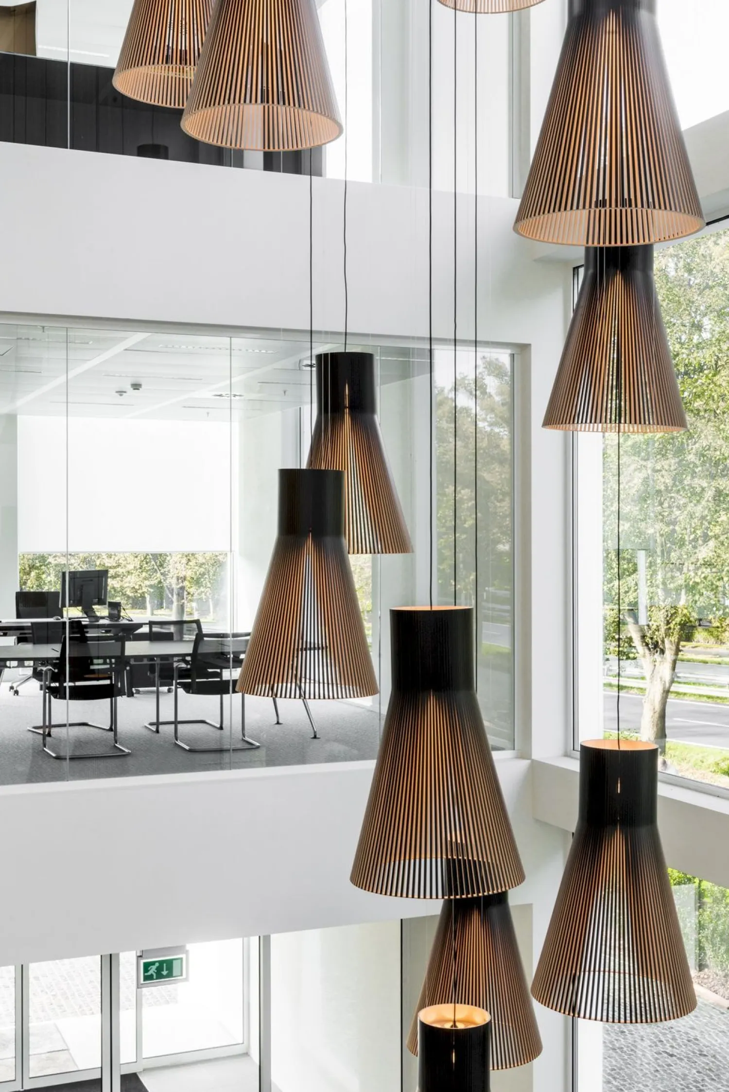 Hanglampen|Hanglampen-Secto Design Magnum 4202 Hanglamp Walnut