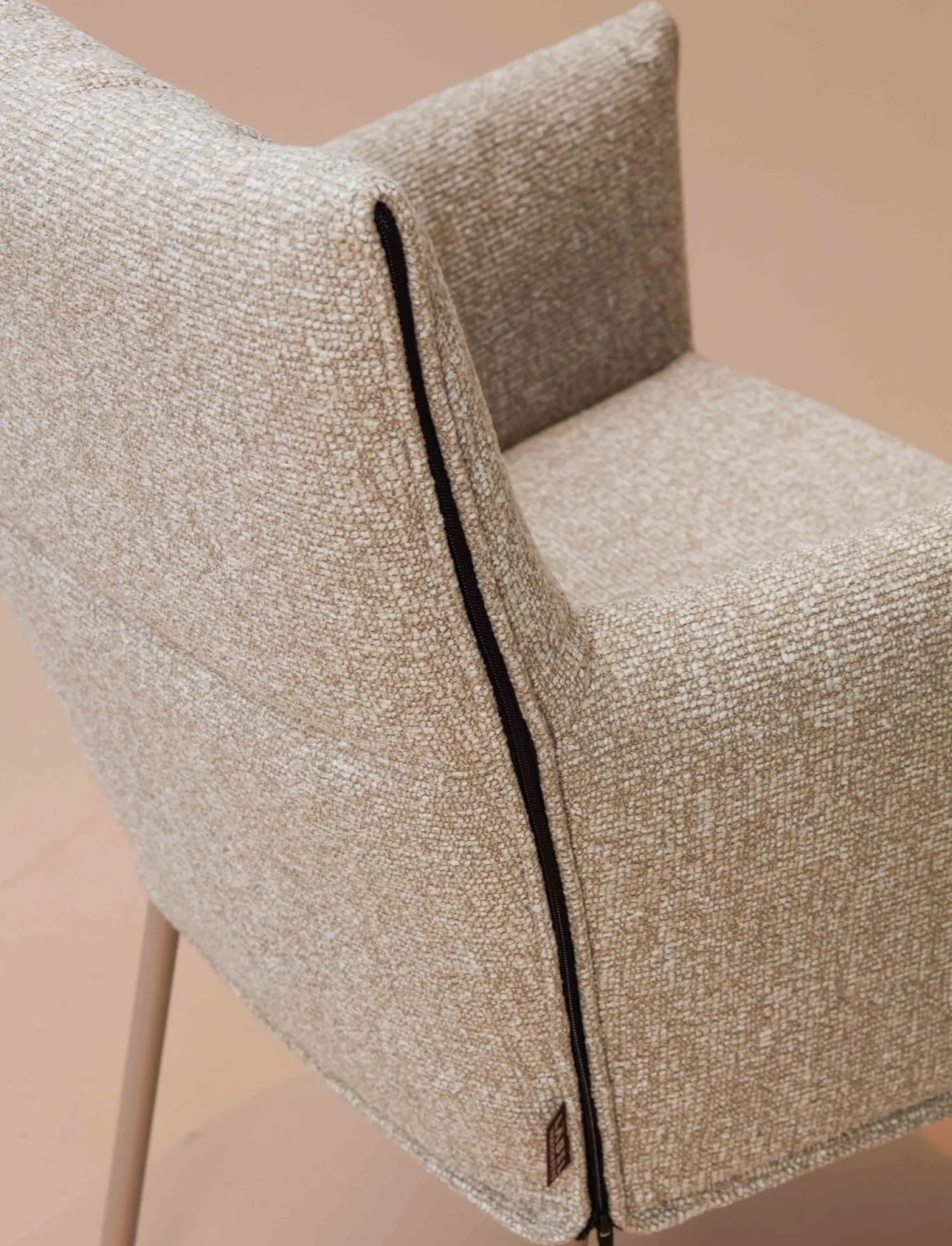 Design Stoelen|Eetkamerstoelen Met Armleuning-LABEL Vandenberg Mali Ritz High Eetkamerstoel Beige 05