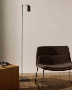 Industriële Vloerlampen|Vloerlampen-Kave Home Manie Vloerlamp Zwart