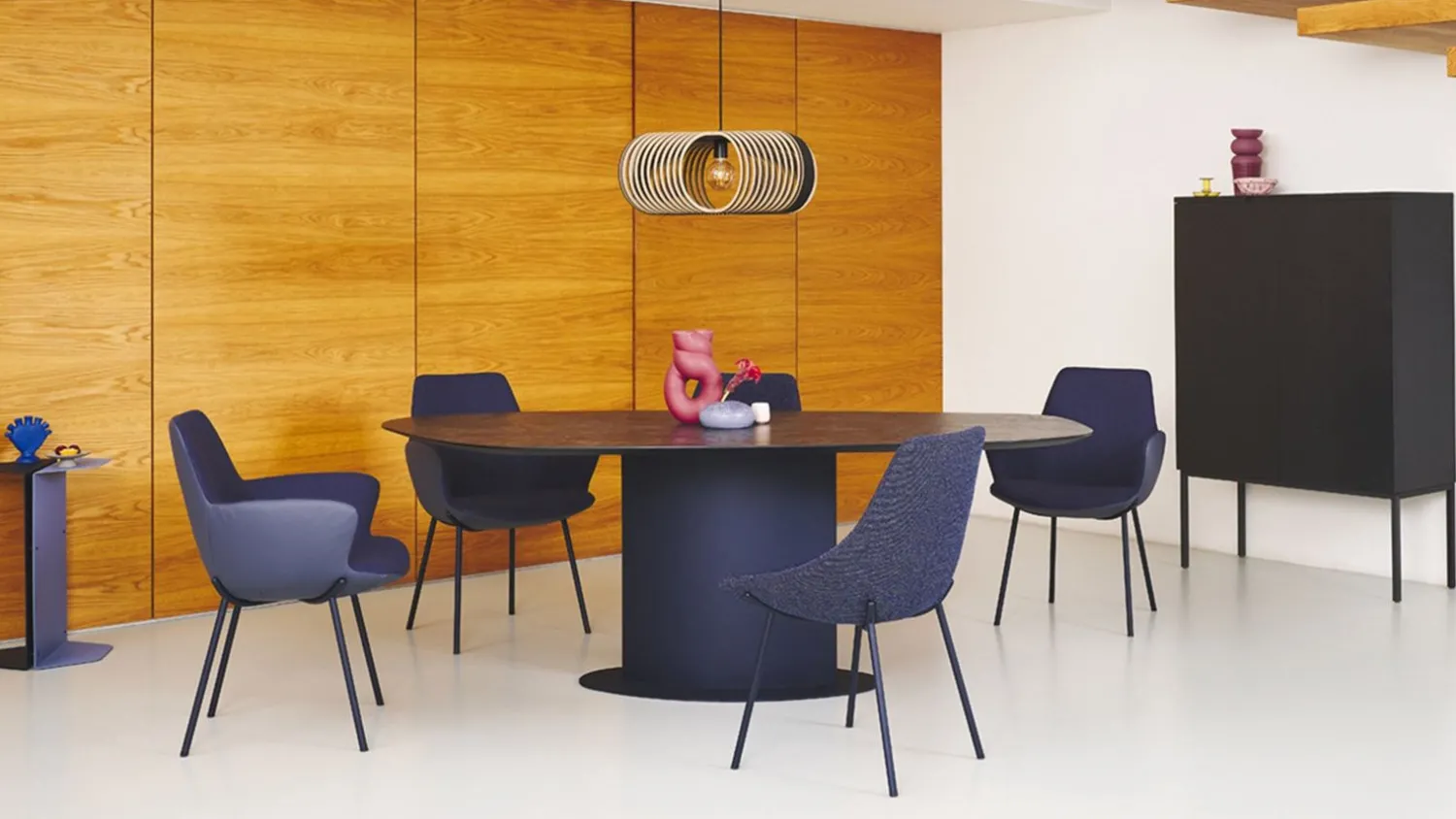 Design Stoelen|Eetkamerstoelen Met Armleuning-Bert Plantagie Maple Four Armstoel Blauw