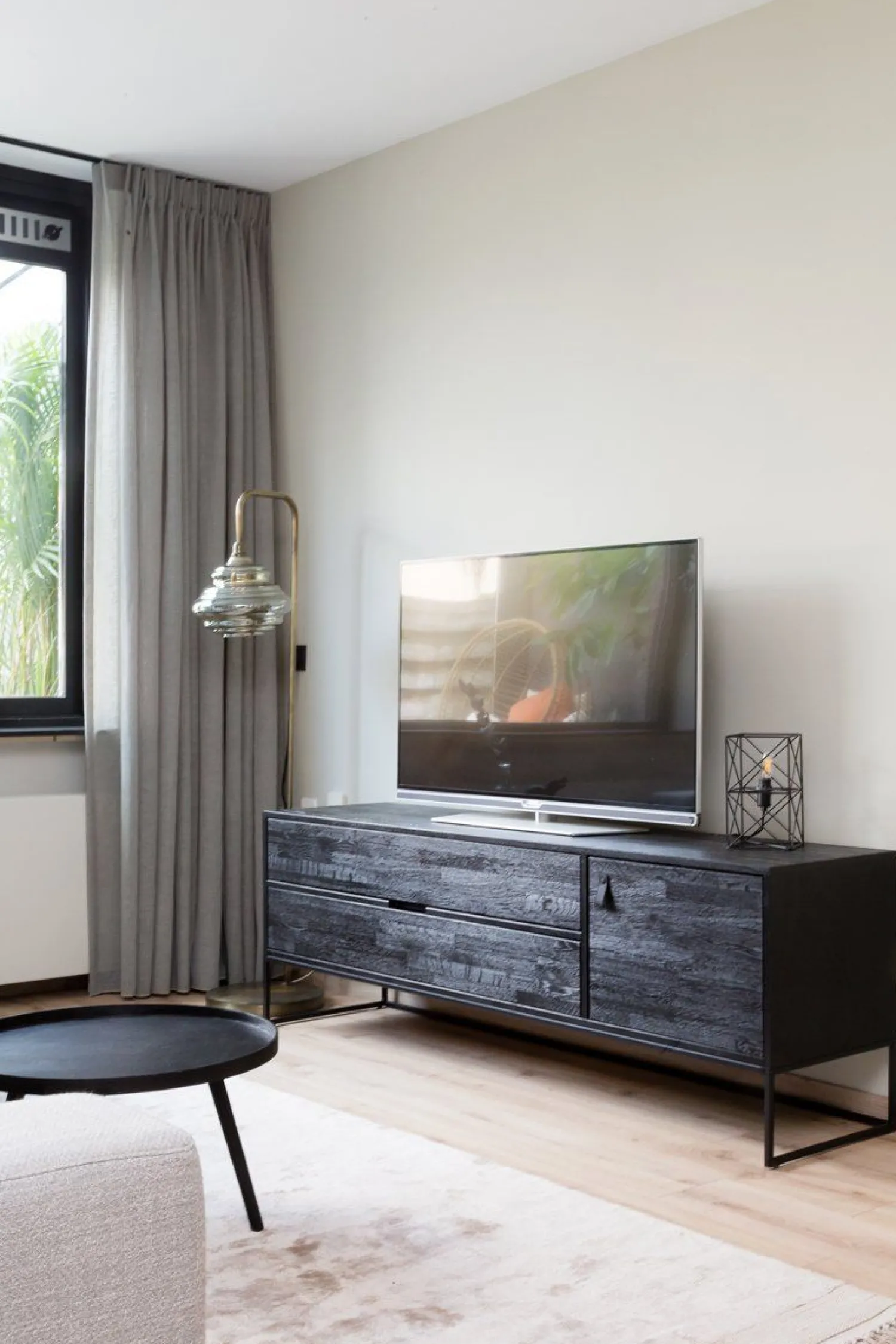 Houten Bijzettafels|Ronde Bijzettafels-WOOOD Mesa Bijzettafel Black