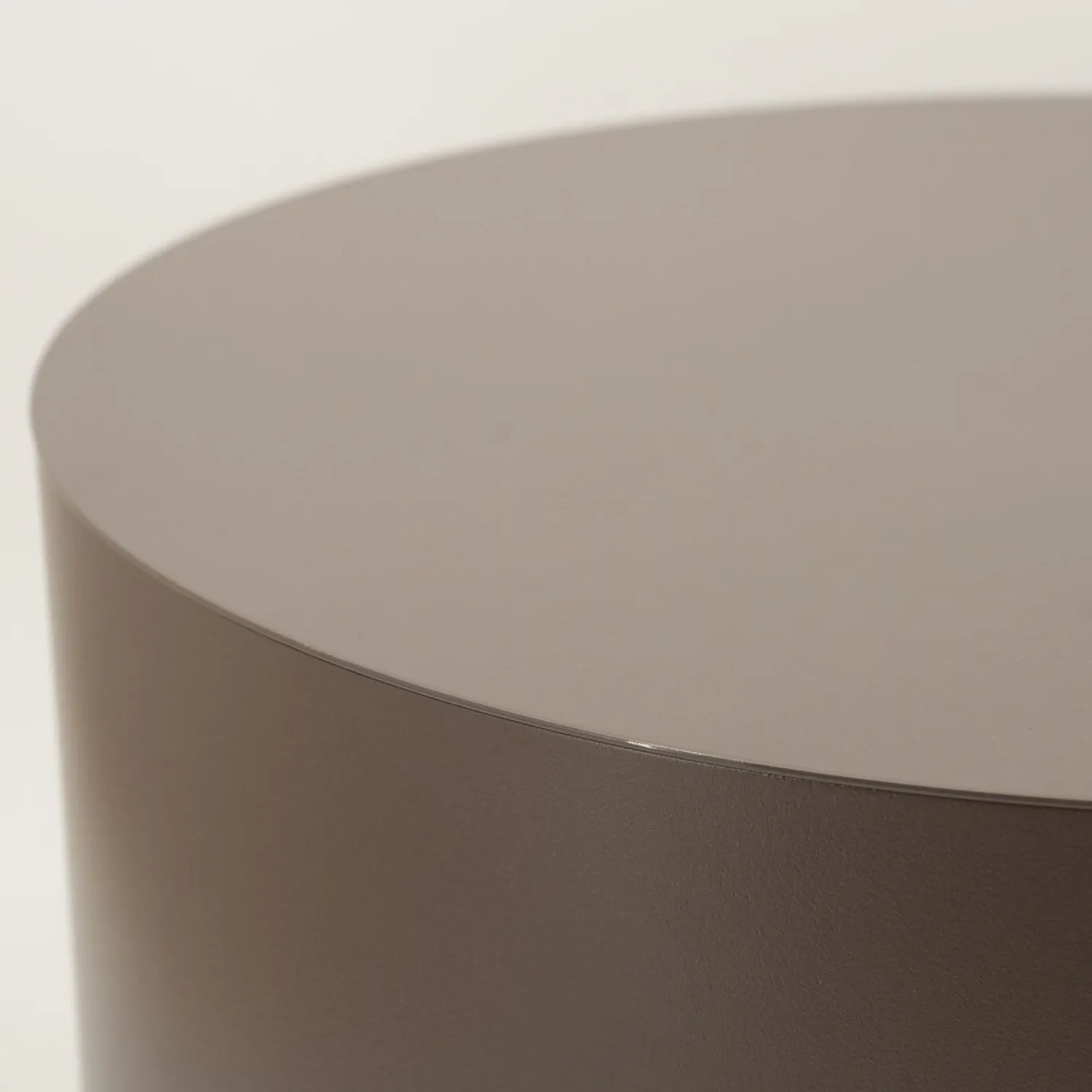 Ronde Salontafels-By Boo Mesita Salontafel Dark Taupe